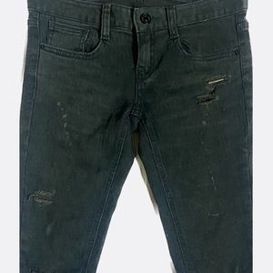 Vintage Distressed  Skinny Jeans 🖌️